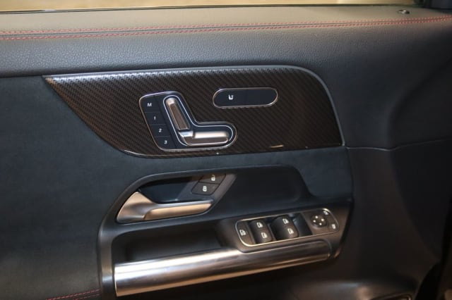 Mercedes-Benz GLA 35 AMG - Imagen 13