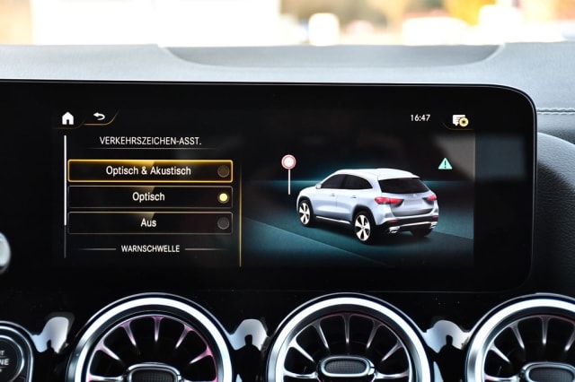Mercedes-Benz GLA 220 - Imagen 36