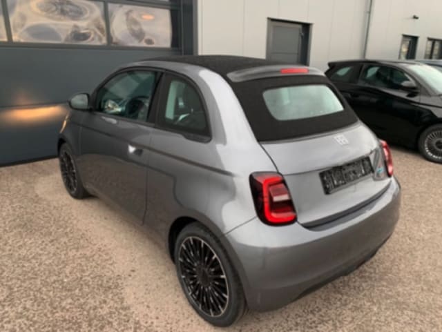 fiat 500e Cabrio - Imagen 2