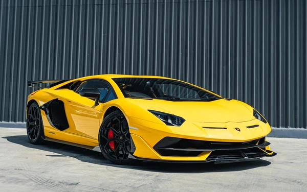 Lamborghini Aventador