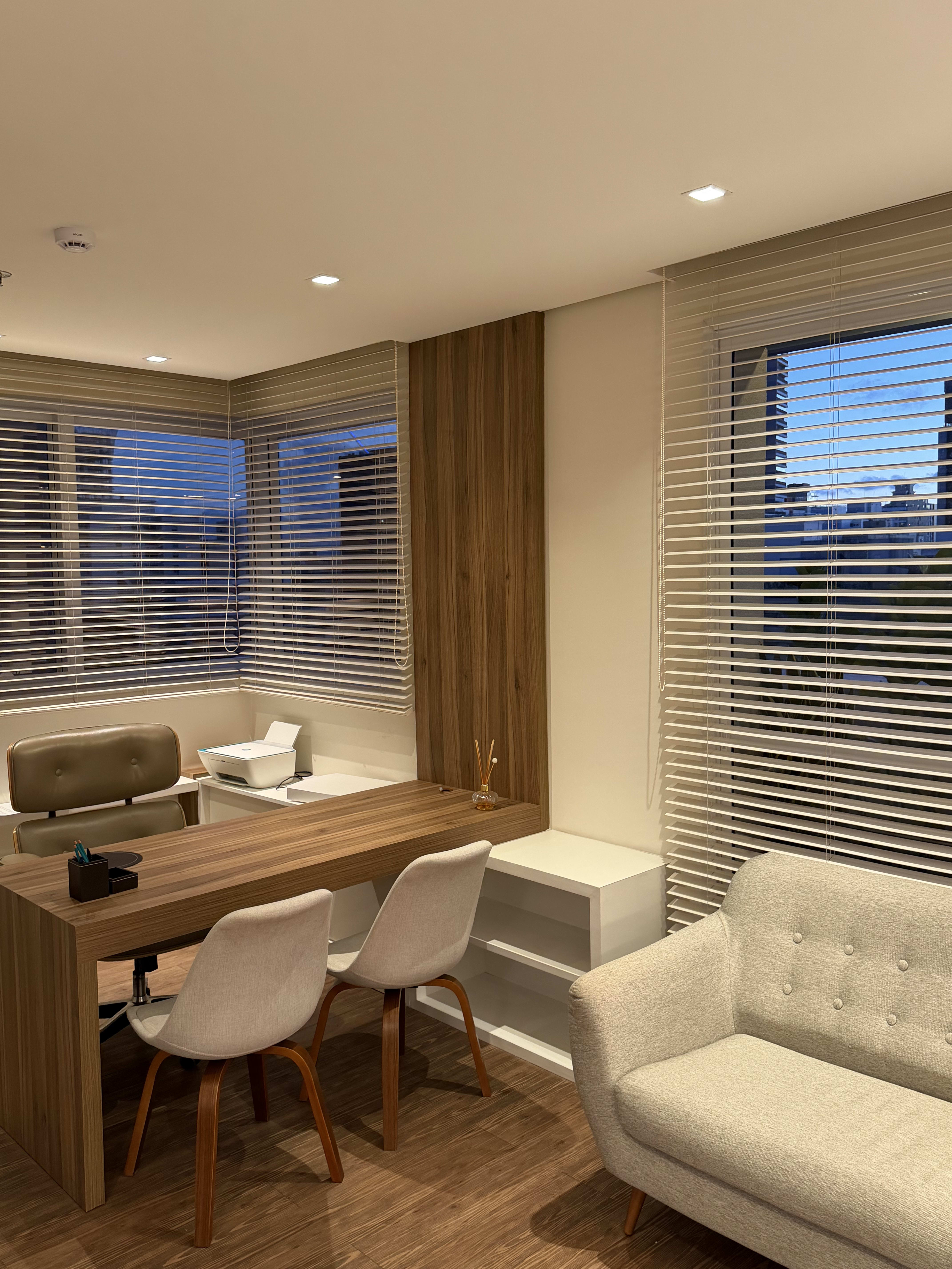 Sala de espera do consultório Dr. Otávio Yano – Rua João Moura, 661, Pinheiros