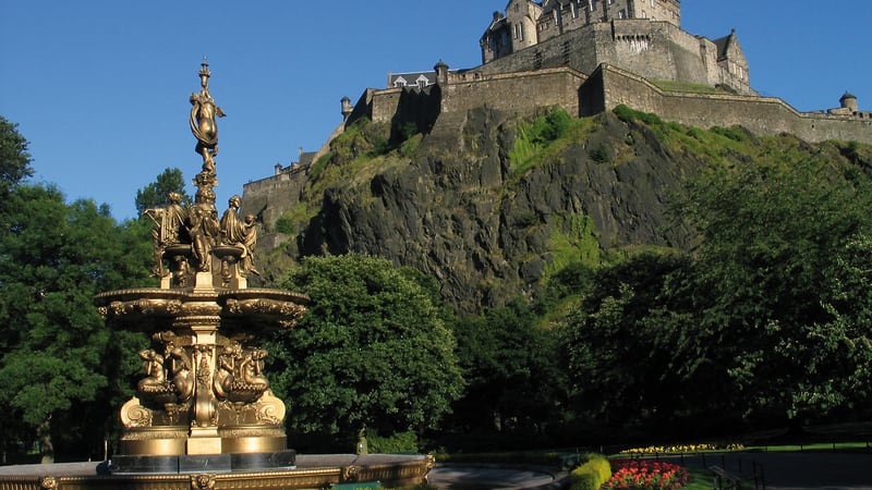 The Royal Yacht Britannia & afternoon tea