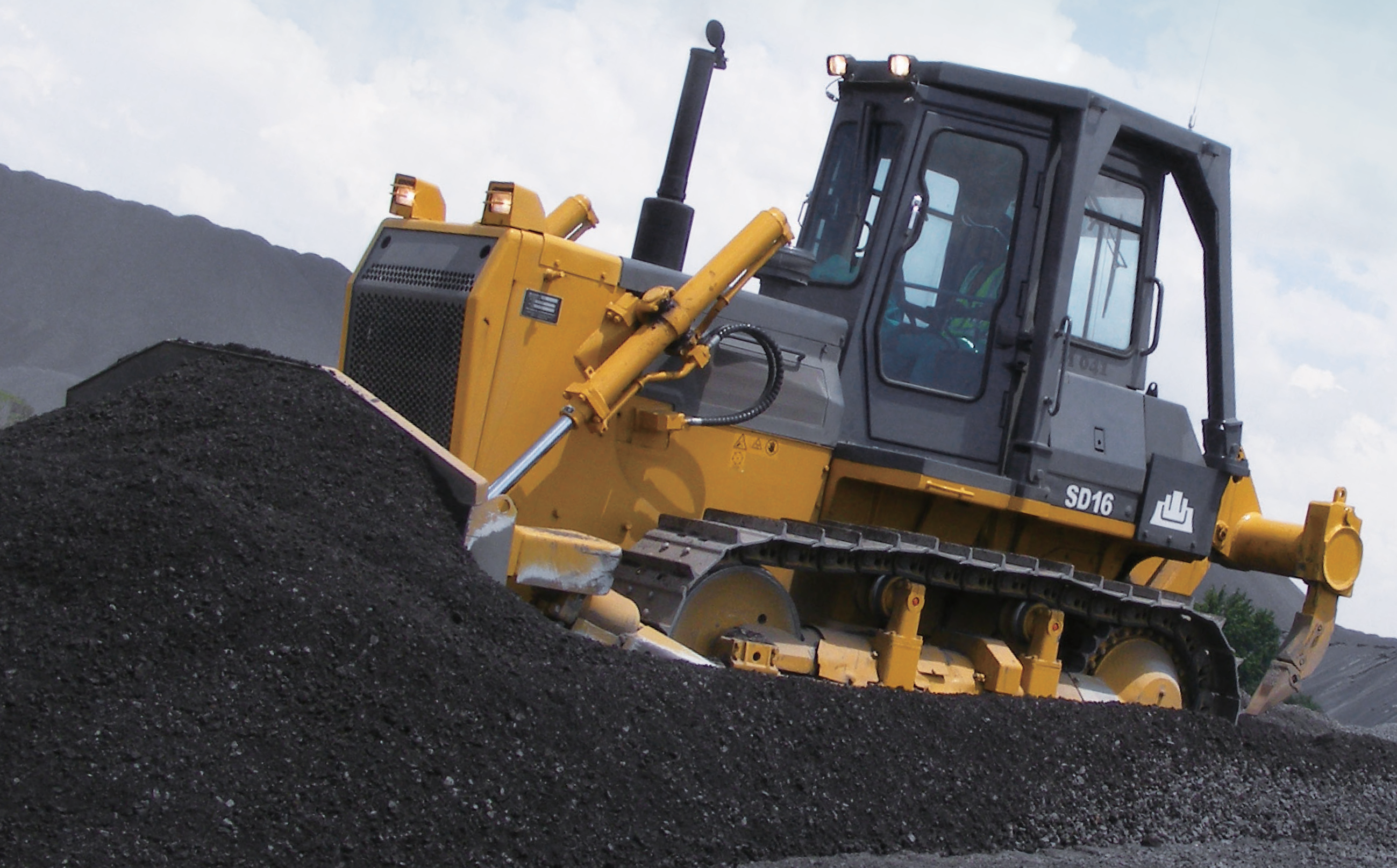 Shantui SD16 Bulldozer