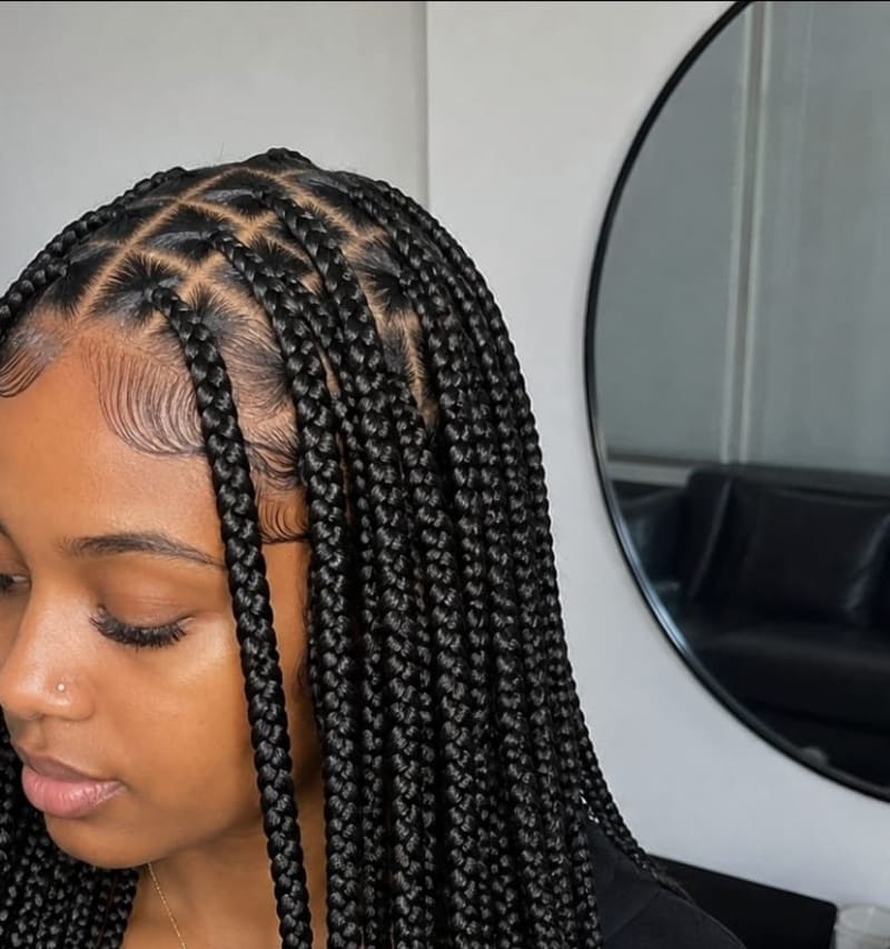 Smedium knotless braid