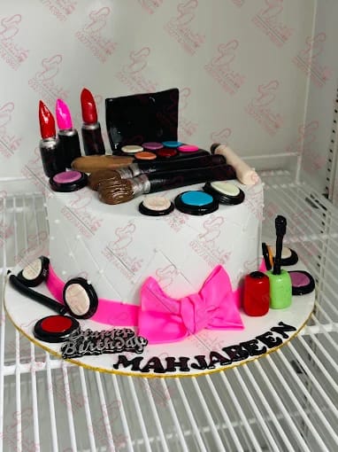 Makeup Themed Birthday Cake Faisalabad