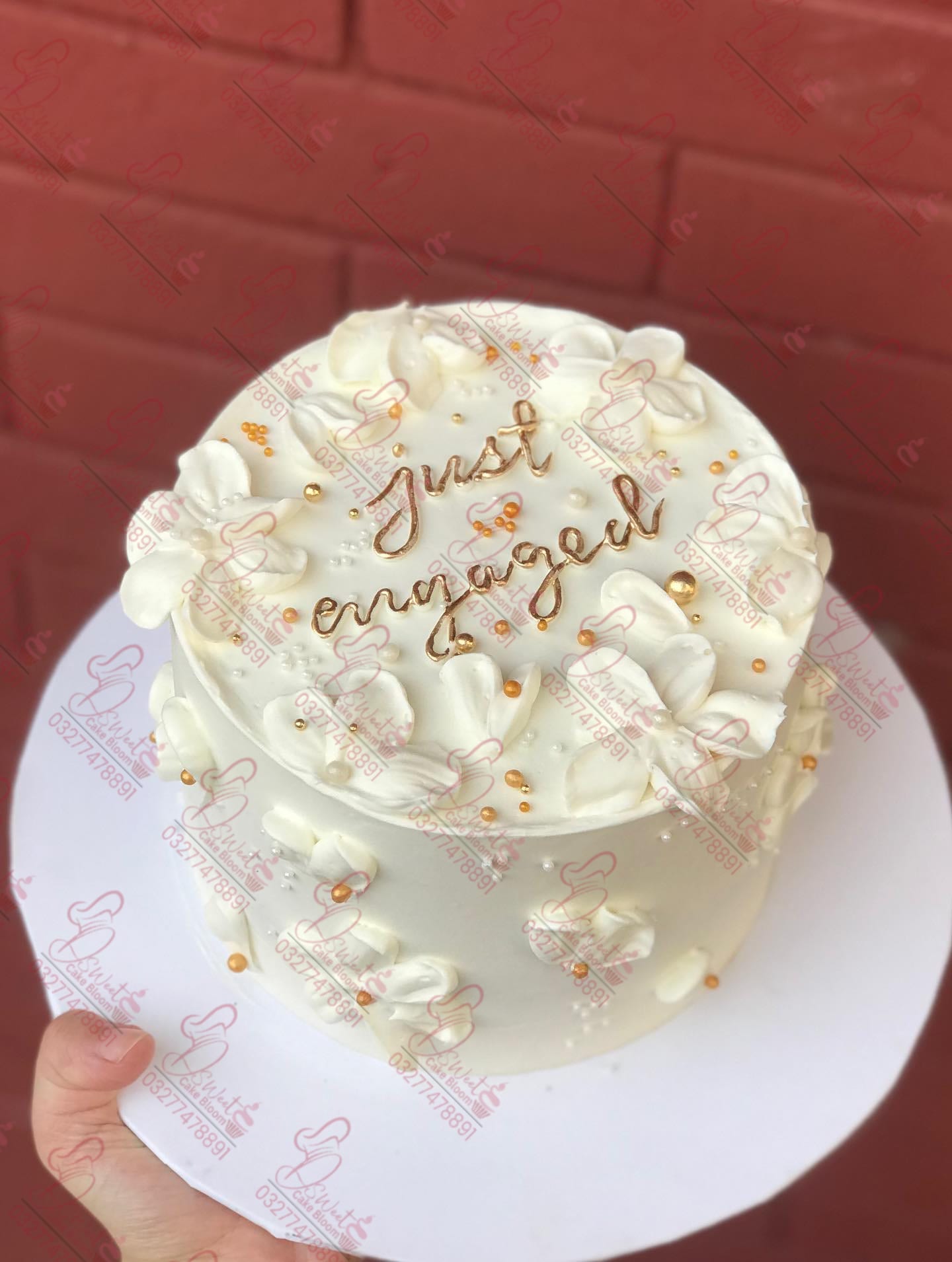 Emerald Gold Gentleman Cake I-9 Islamabad