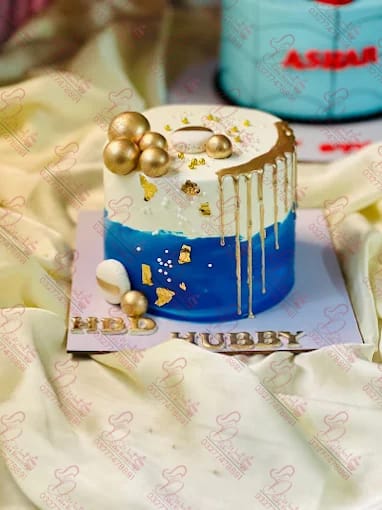 Hubby Themed Blue White Cake Islamabad
