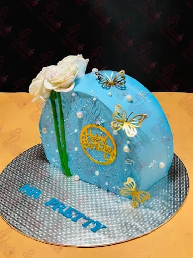 Top Forward Birthday Cake Islamabad
