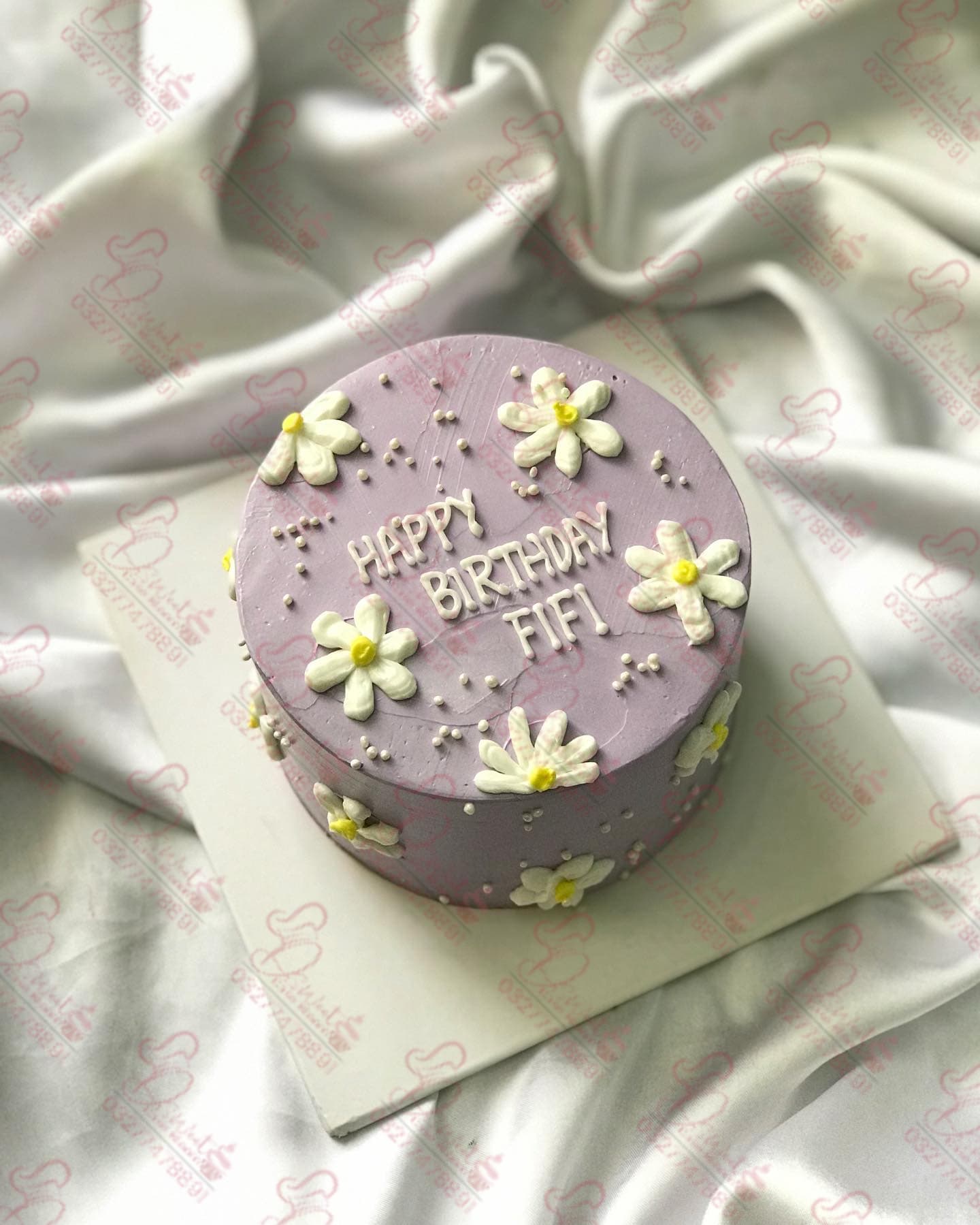 Round One Pound Light Purple Daisy Mother Birthday Cake Rawalpindi
