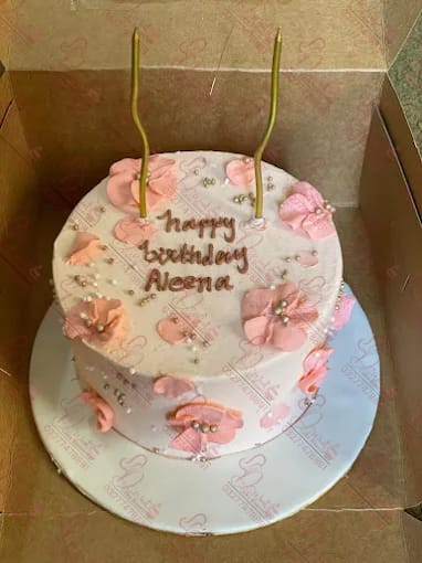 Custom Birthday 1 Pound Cake Islamabad