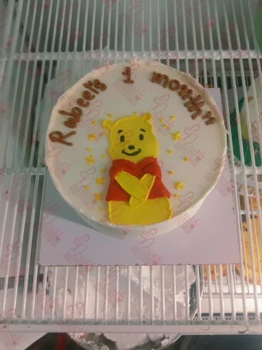 Winnie The Pooh 1 Pound Cake Islamabad