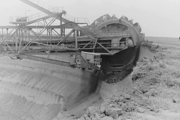 Historische Fotografie aus dem Bildspeicher des Heimatforschernetzes Burgenlandkreis