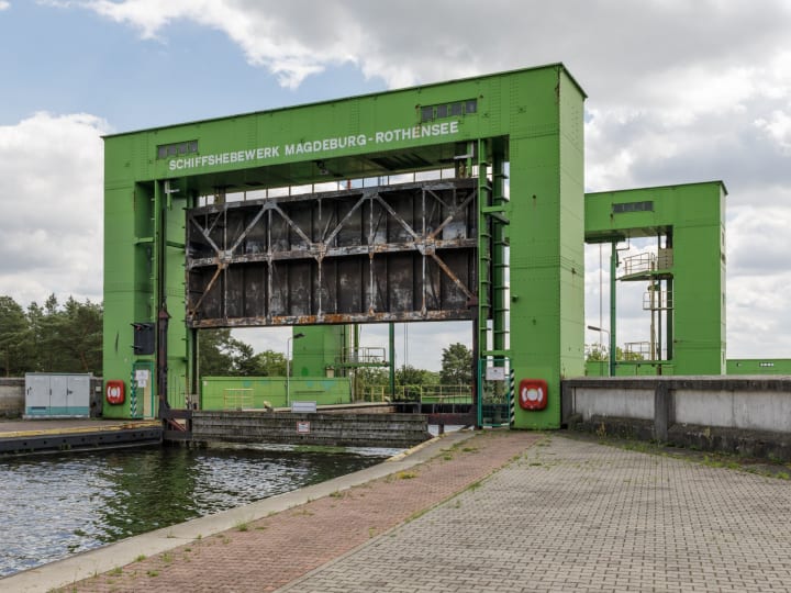 Schiffshebewerk Magdeburg-Rothensee