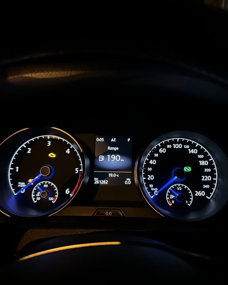 VW Golf cluster – plavi LED