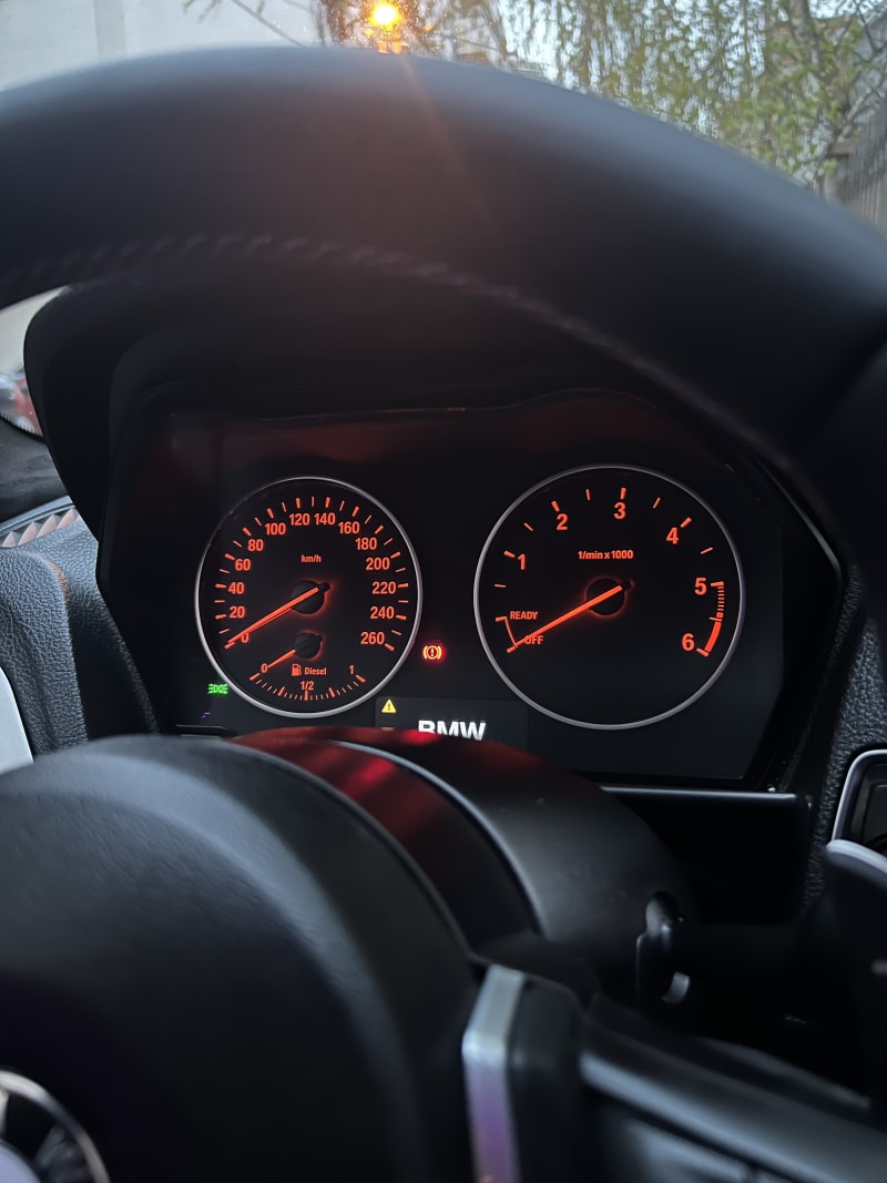 BMW cluster – narandžasti LED
