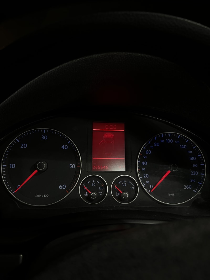 VW Jetta cluster – plavi LED