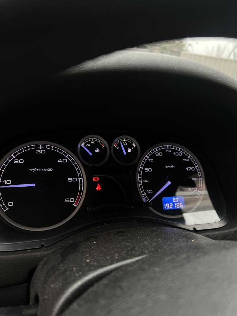Peugeot cluster – plavi LED