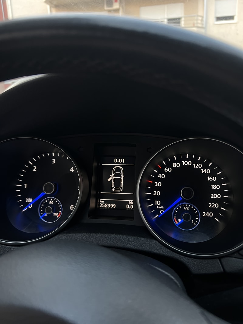 VW Golf 6 cluster – plavi LED