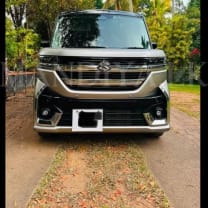 Suzuki Spacia Custom 2024 Car