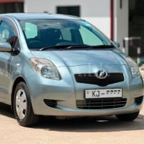 Toyota Vitz 2007 Car