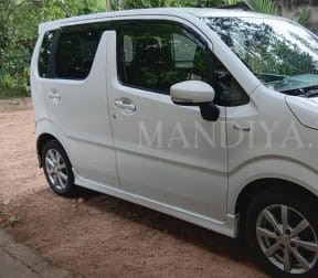 Suzuki Wagon R 2018 Car