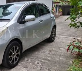 Toyota Vitz 2010 Car