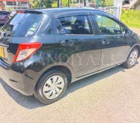 Toyota Vitz 2013 Car