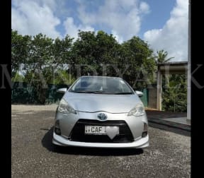Toyota Aqua 2012 Car