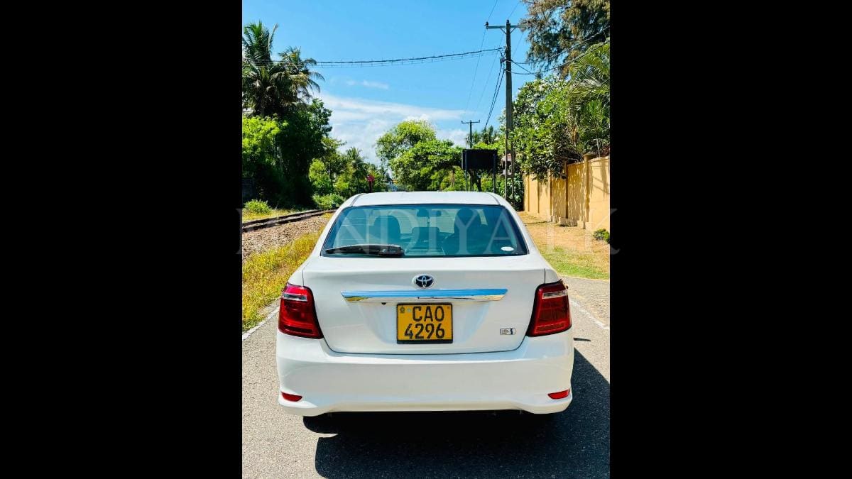Toyota Axio G grade 2015 Car 2
