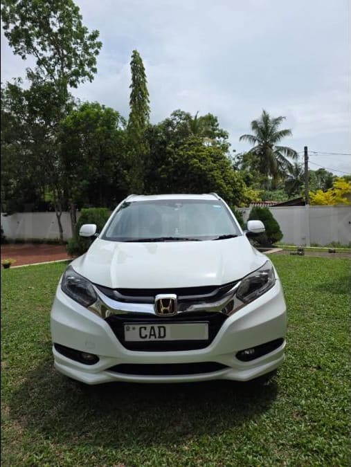 Honda Vezel SUV for Rent