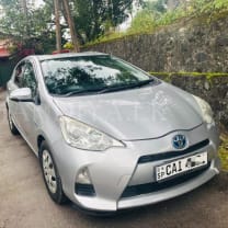 Toyota Aqua 2012 Car