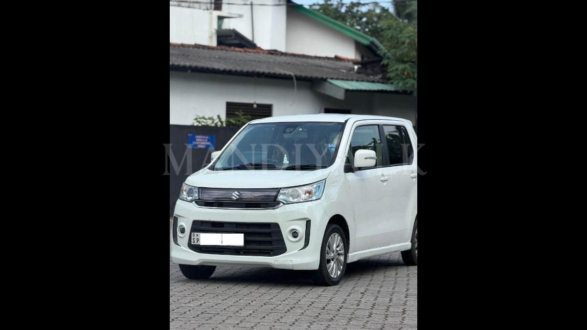 Suzuki Wagon R 2015 Car 4