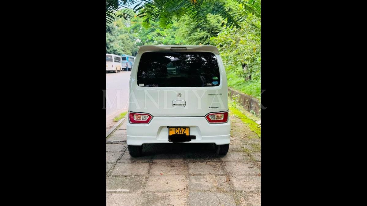Suzuki Wagon R FZ Safty 2018 Car 3