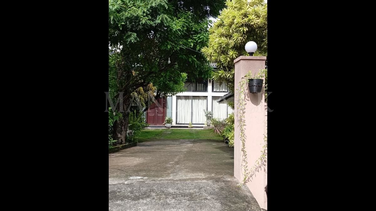 1500 sqft Commercial Property 2