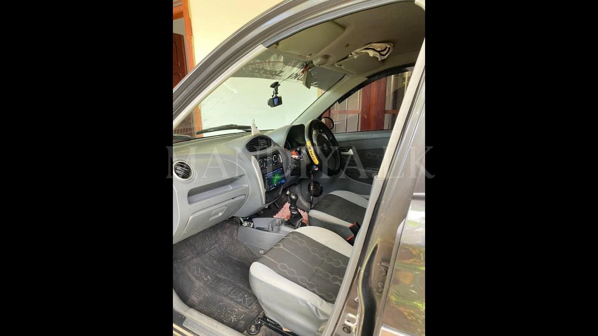 Suzuki Alto 2015 Car 7