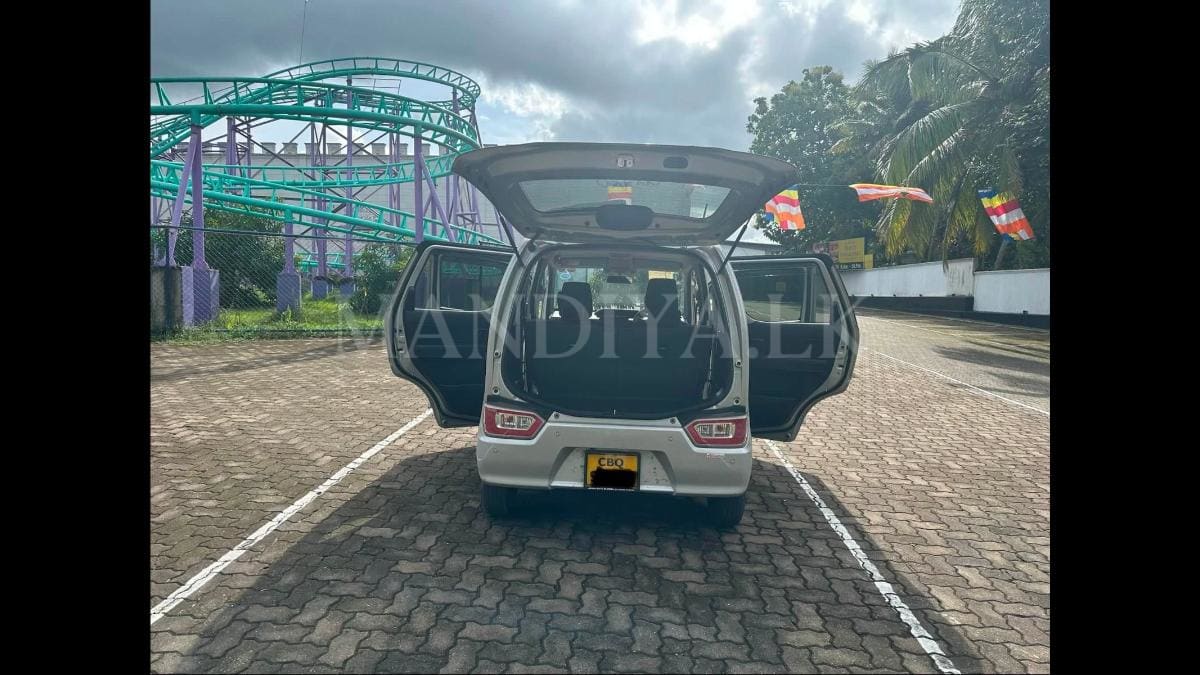 Suzuki Wagon R 2024 Car 2