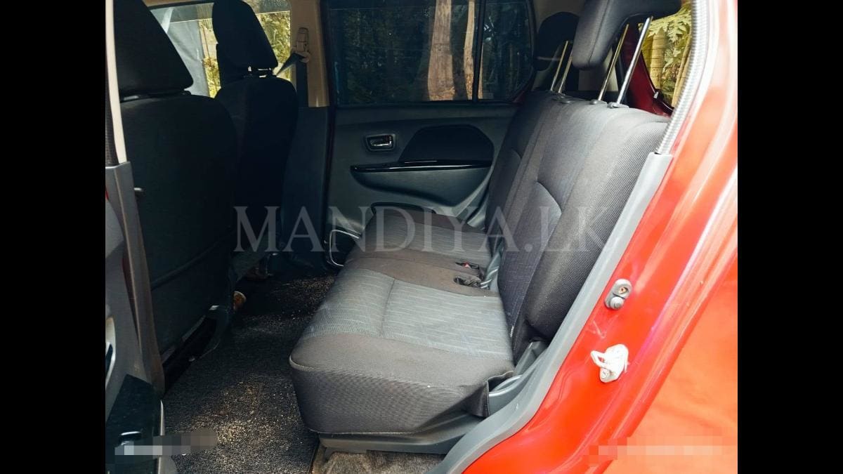 Suzuki Wagon R 2014 Car 5