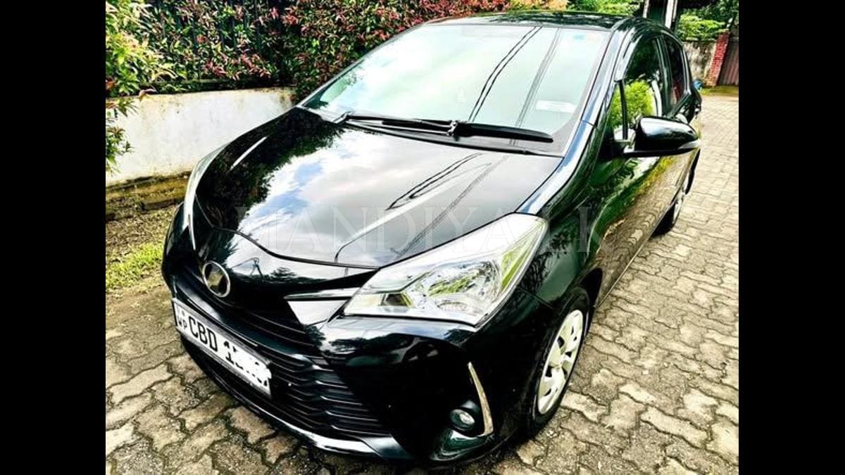 Toyota Vitz 2017 Car
