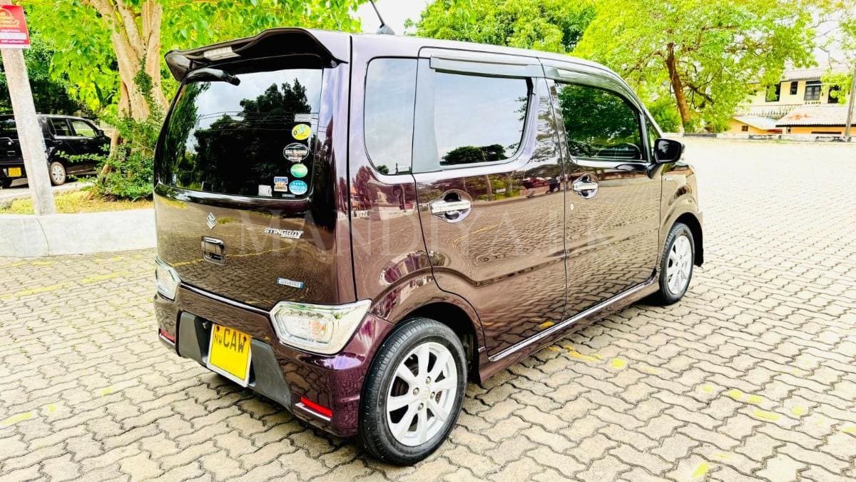 Suzuki Wagon R 2017 Car 3