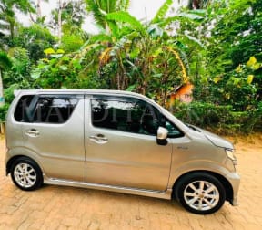 Suzuki Wagon R Fz 2017 Car