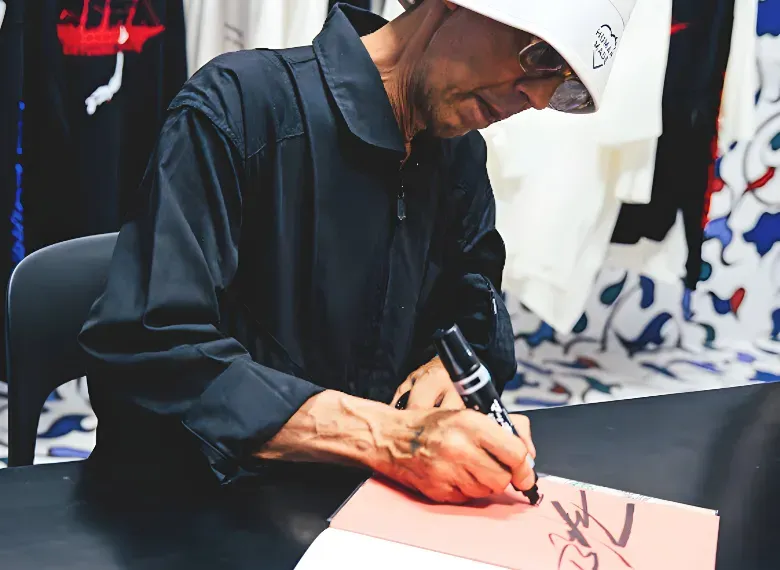 FUTURA 