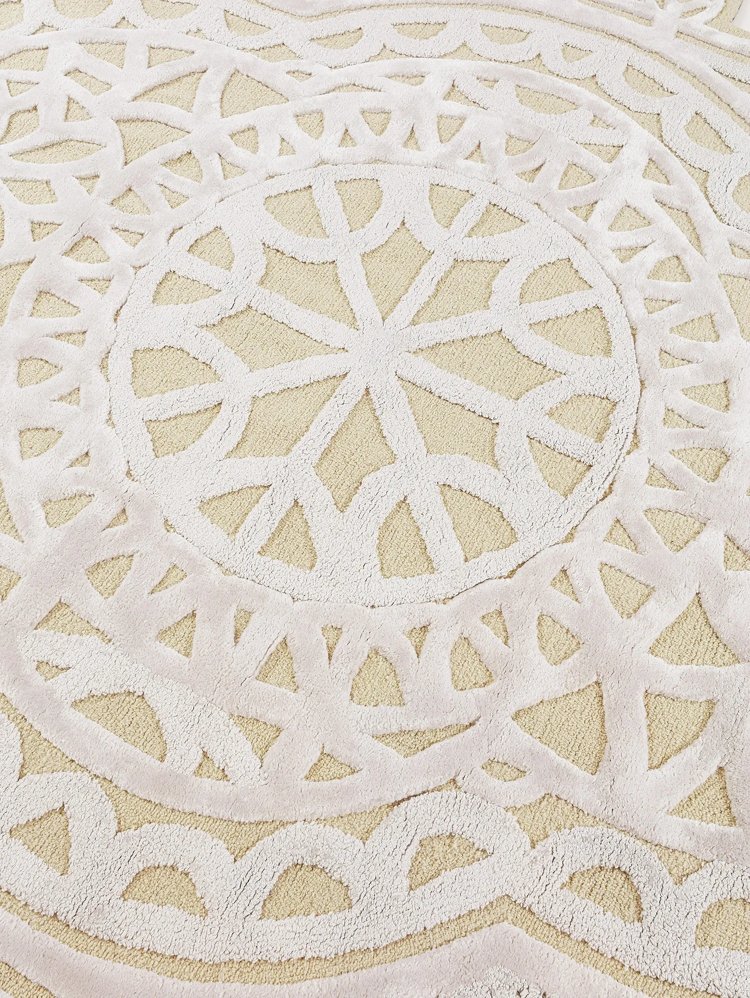 Kahhal 1871 and Shaikha Al Sulaiti reveal The Divine Collection in Doha