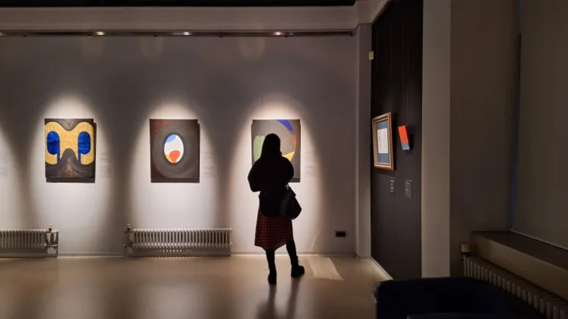 Top tips for collecting art