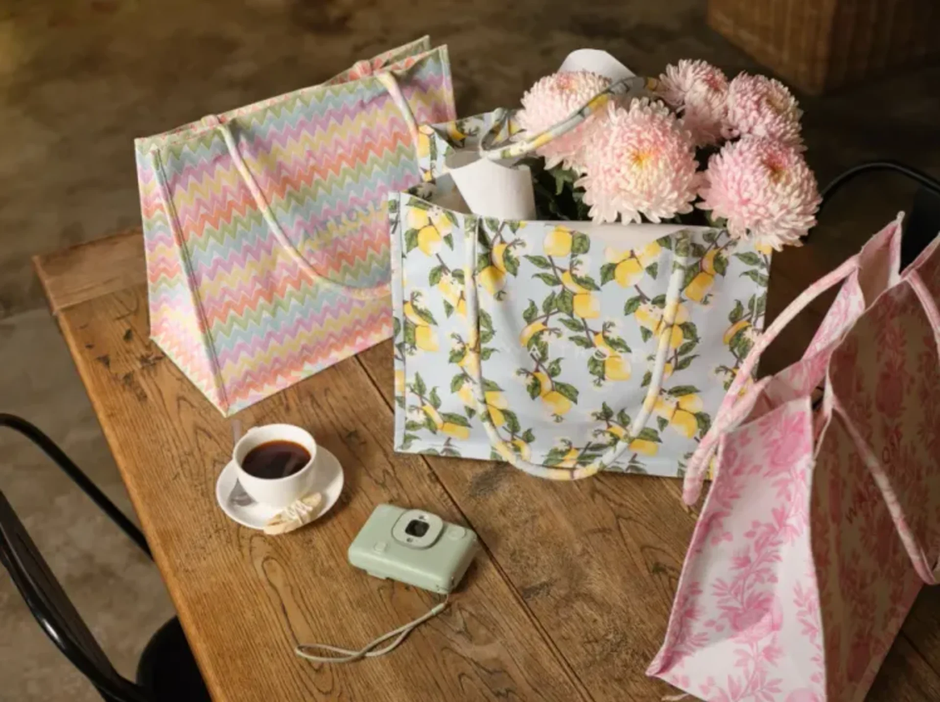 Waitrose x NUAIMI launches new designer tote collection in the UAE