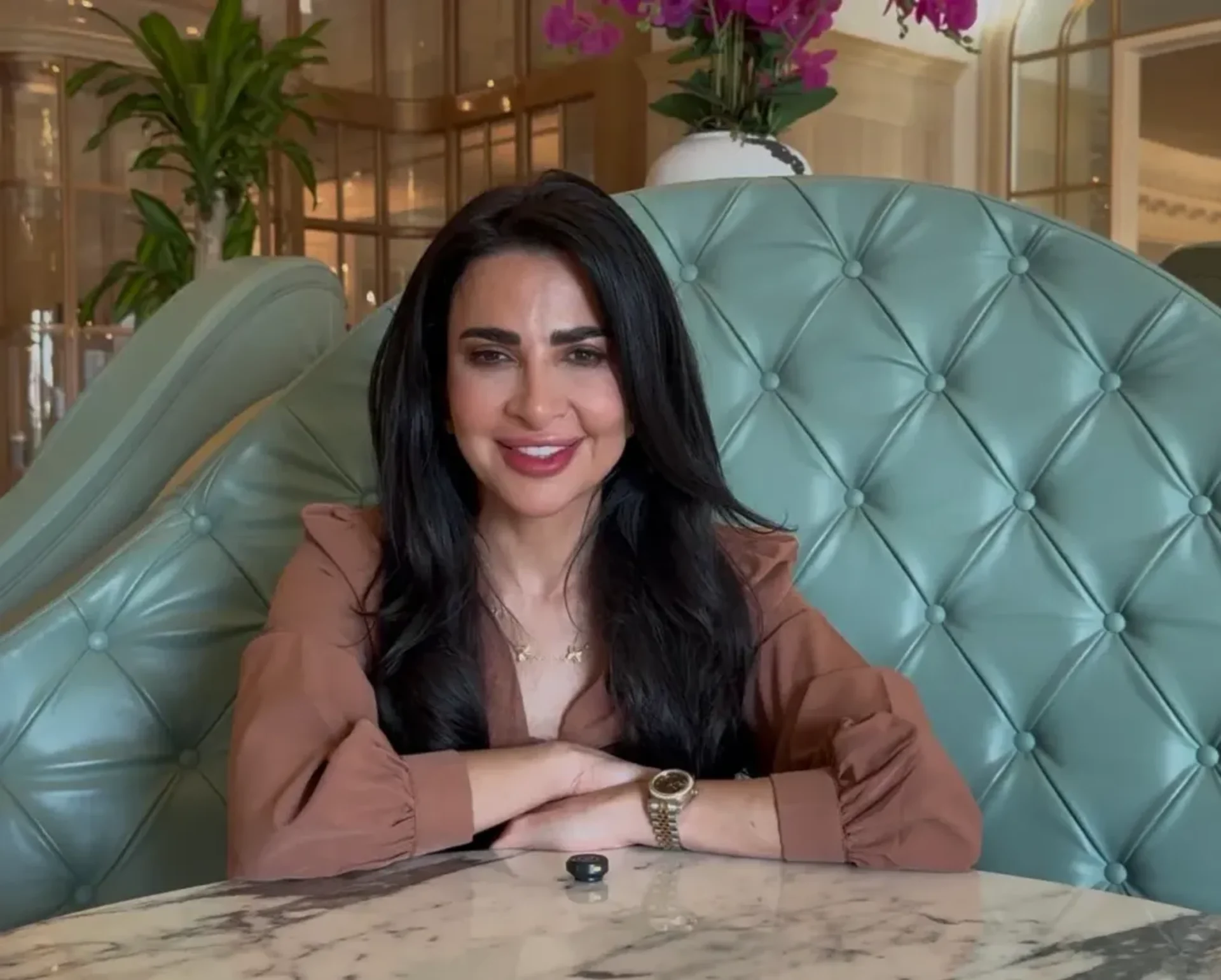 The power of one line: How Hind Khlaifat is redefining Bedouin art