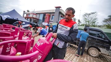 Pertamina Kirim 983 Tabung Lpg Buat Dukung Dapur Umum Di Sumatera
