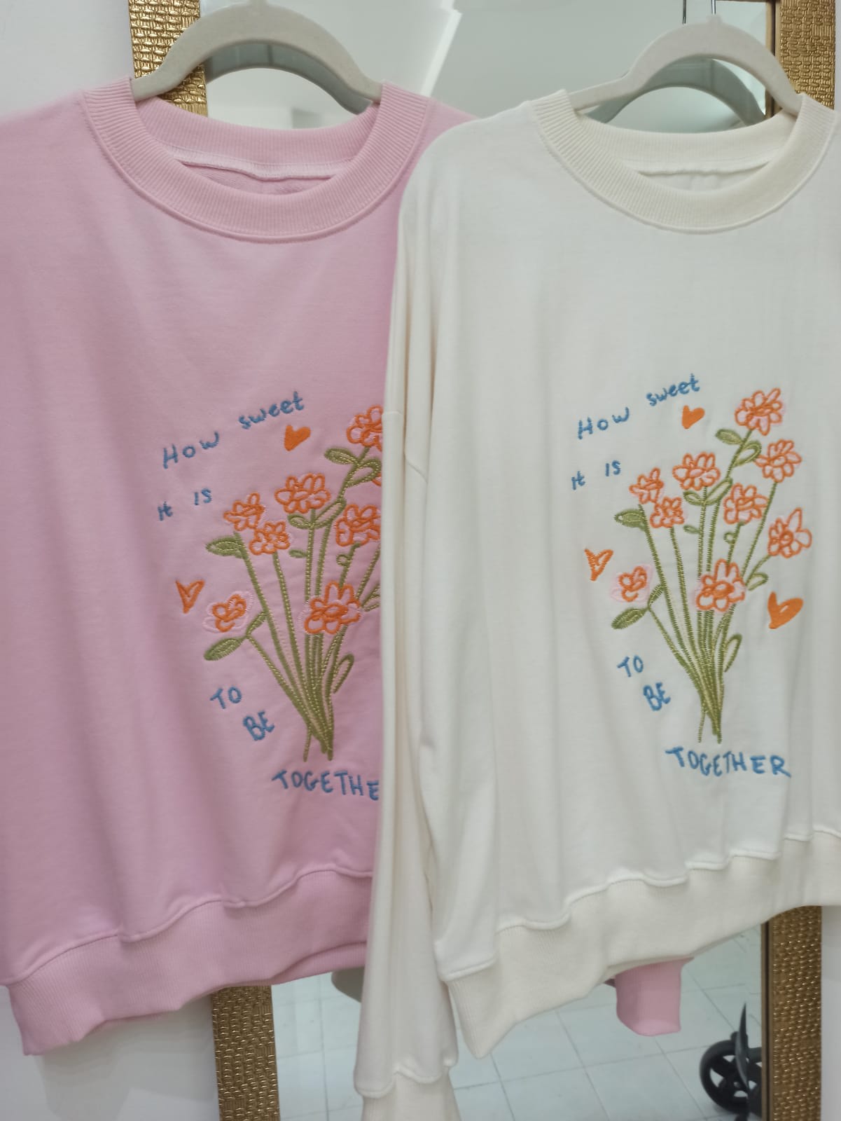 Buzo Bordado flores miniatura 3