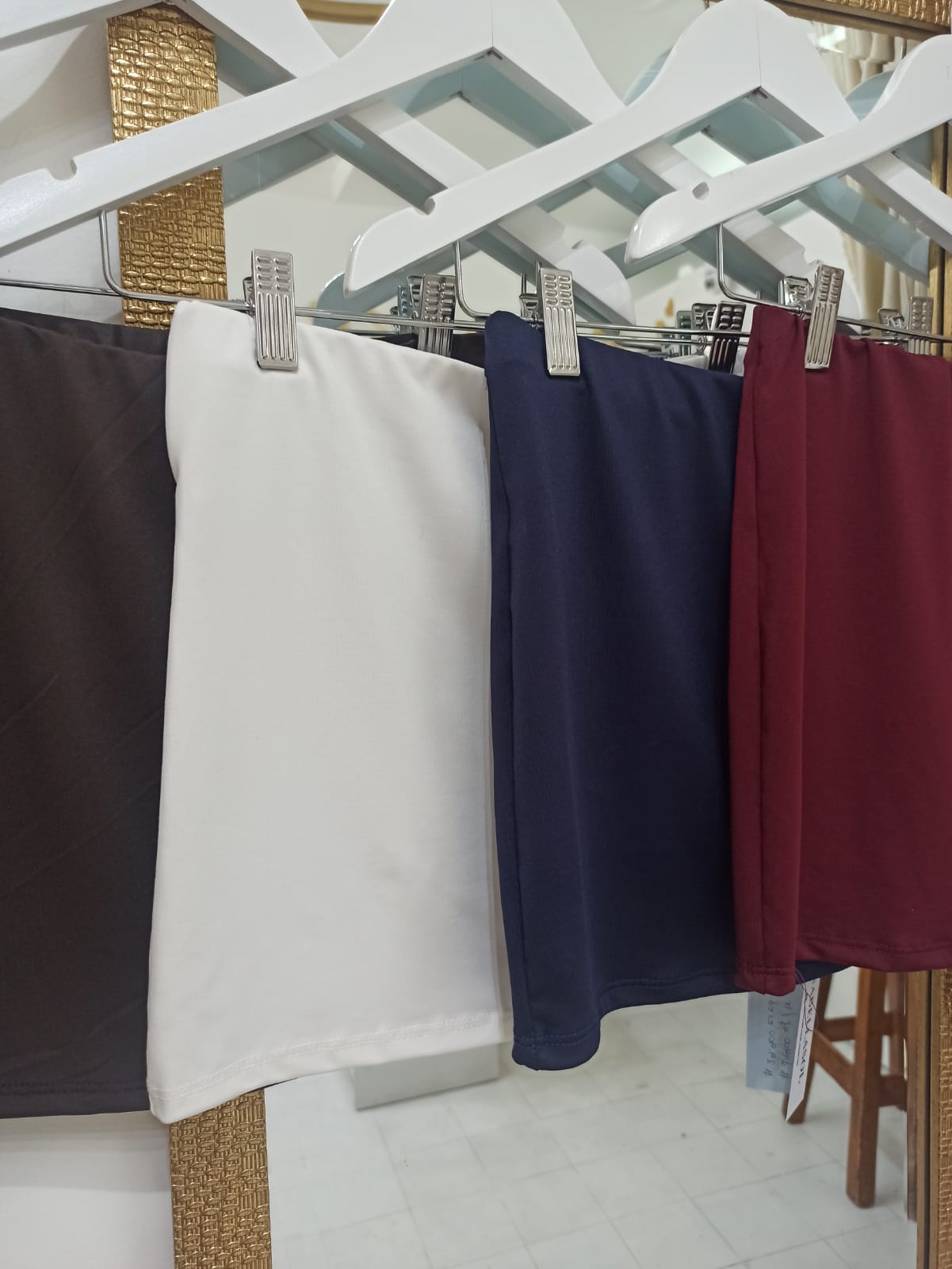 Pollera Lisa Básica miniatura 2