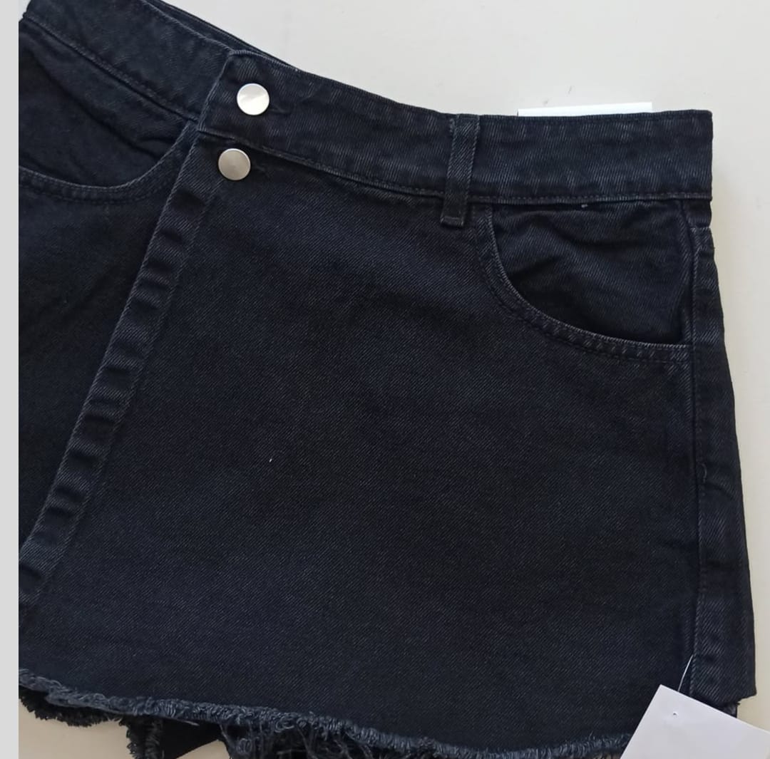 Short Pollera miniatura 2