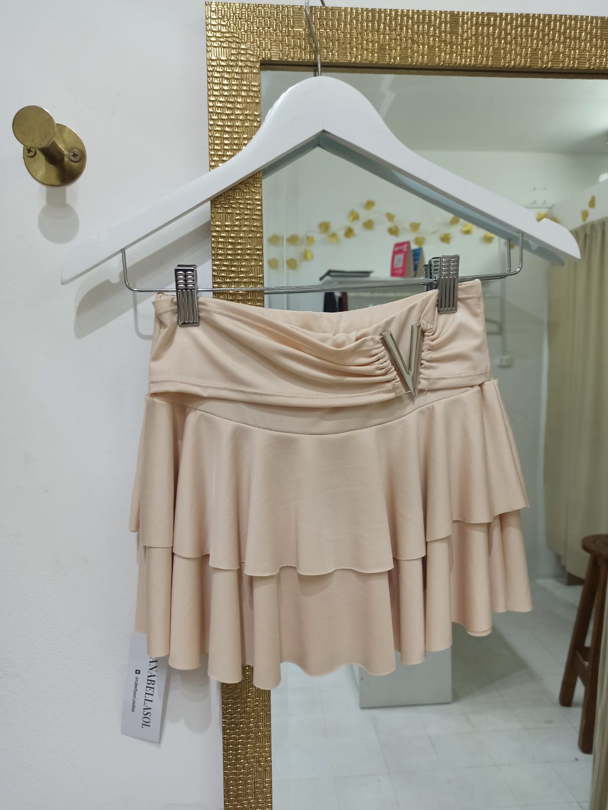 pollera hebilla y volado